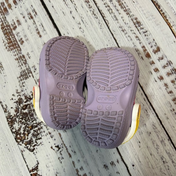 Baby Crocs - Picture 3 of 3